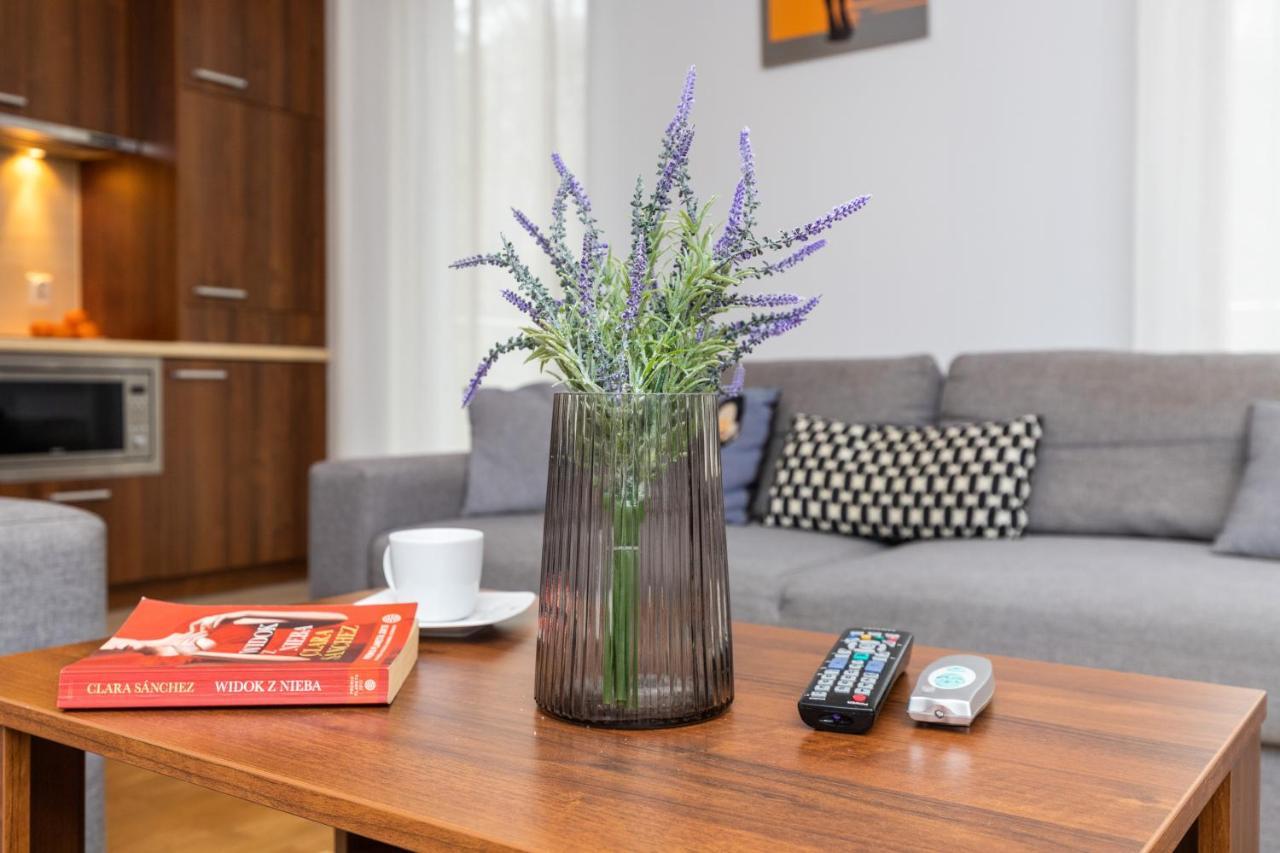 Villa 4 Pory Roku By Noclegi Renters Jastrzębia Góra Dış mekan fotoğraf